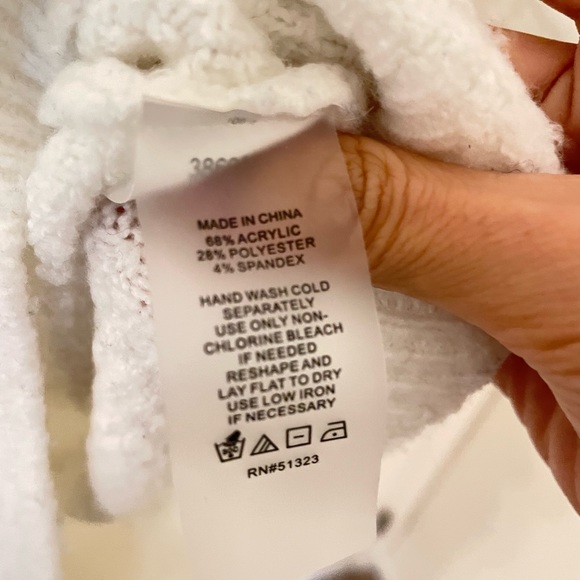 Soft white sweater with hoodie - Picture 3 of 3